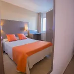 Risech Hotel Roses