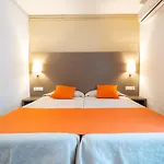 Risech Hotel 2*