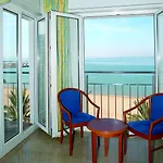 Risech Hotel Roses