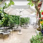 Hotel Risech 2*