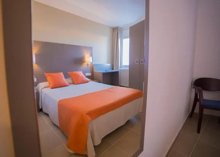 Risech Hotel Roses