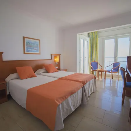 Risech Hotel Roses