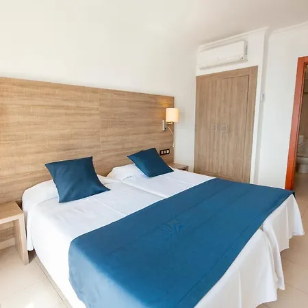 Risech Hotel 2*