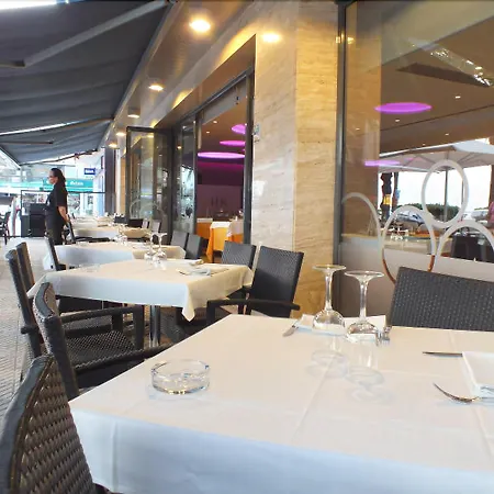 Hotel Risech 2*
