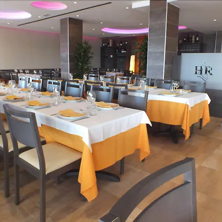 Hotel Risech Hotel 2*