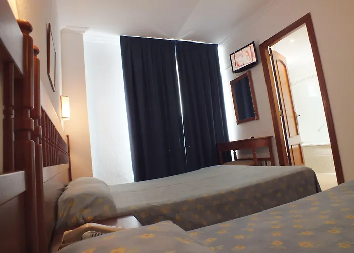 Hotel Risech 2*